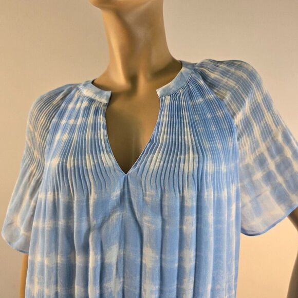 Halogen Pleated Flowy Blue Blouse Size M - Picture 6 of 8